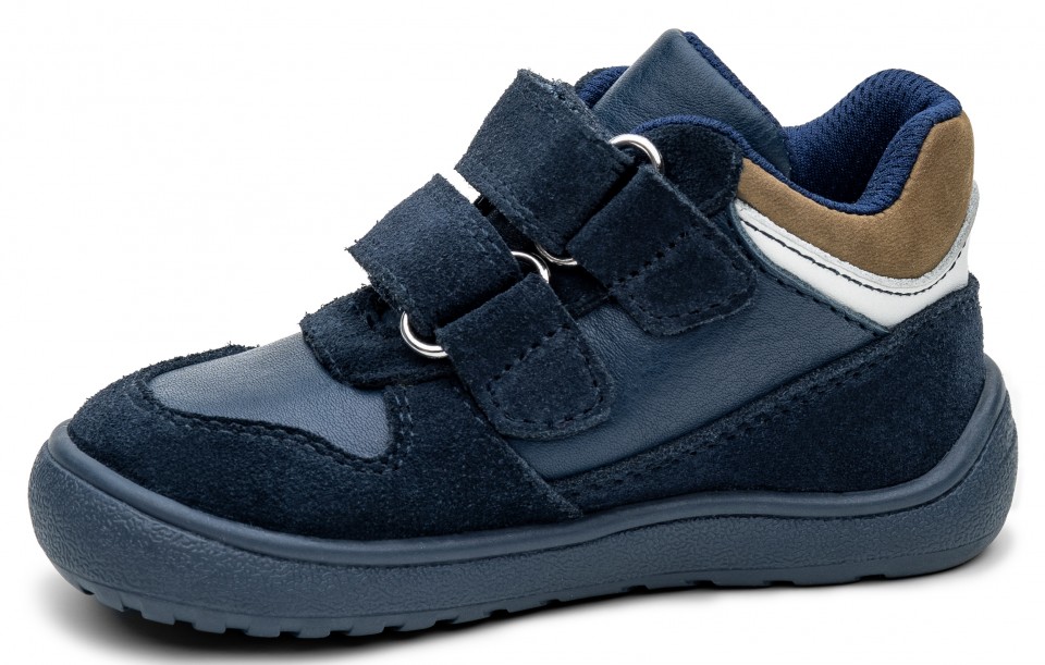 VESTON BROWN velké_2