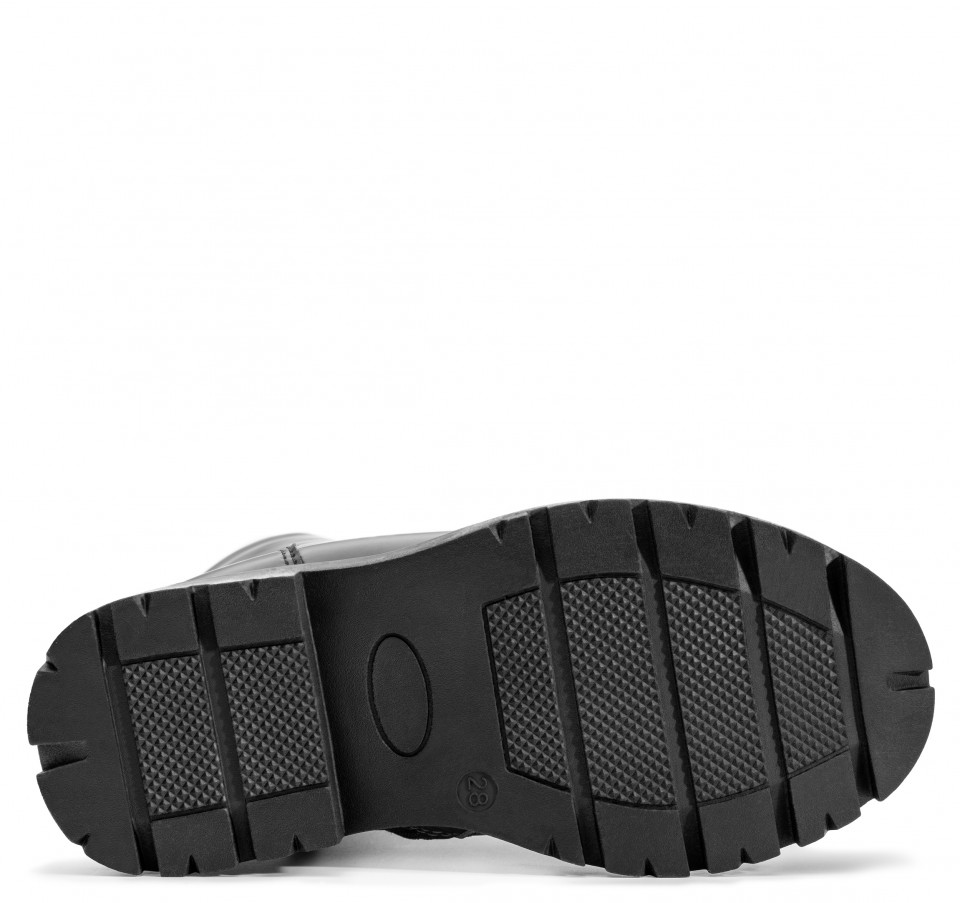 TORA BLACK velké_2